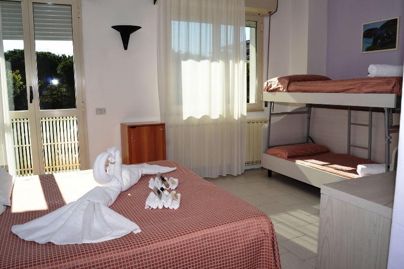 Hotel Suisse Milano Marittima Exterior photo