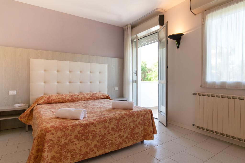 Hotel Suisse Milano Marittima Exterior photo