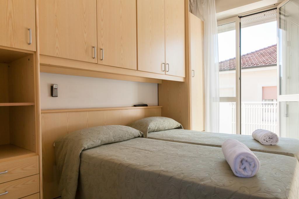 Hotel Suisse Milano Marittima Exterior photo