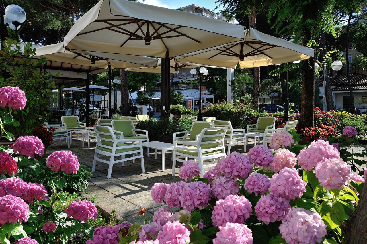 Hotel Suisse Milano Marittima Exterior photo